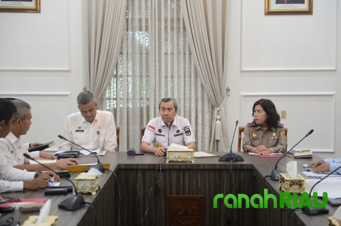 Gubri Syamsuar Mediasi PT PEU dengan Masyarakat Kabun dan Tapung